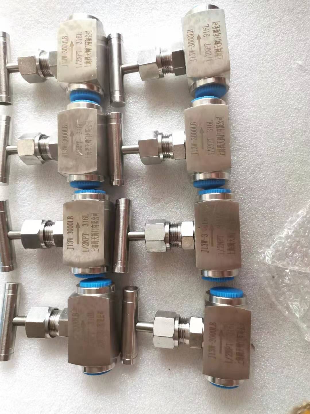 儀表閥.jpg 儀表閥.jpg